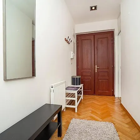 Διαμέρισμα Charming With Free Garage In Building